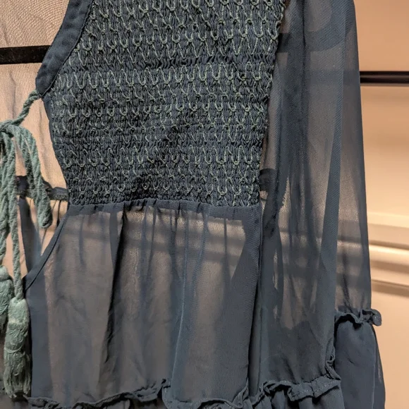 Sheer Blouse - Picture 3 of 4